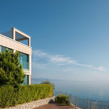 Villa Arentz Residence - Front Sea Apartments Opatija Exterior foto